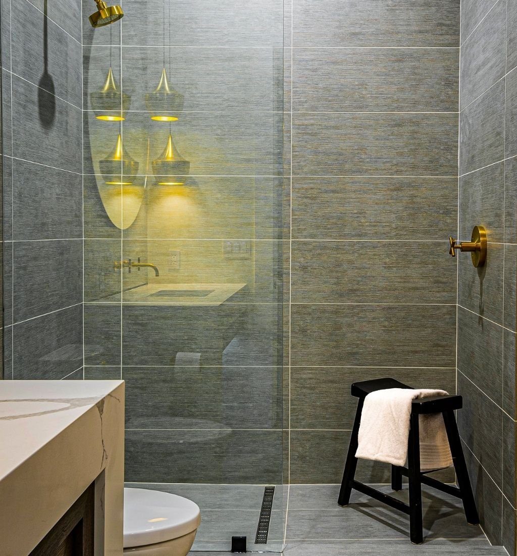 bathroom fitters WC2B 5EL