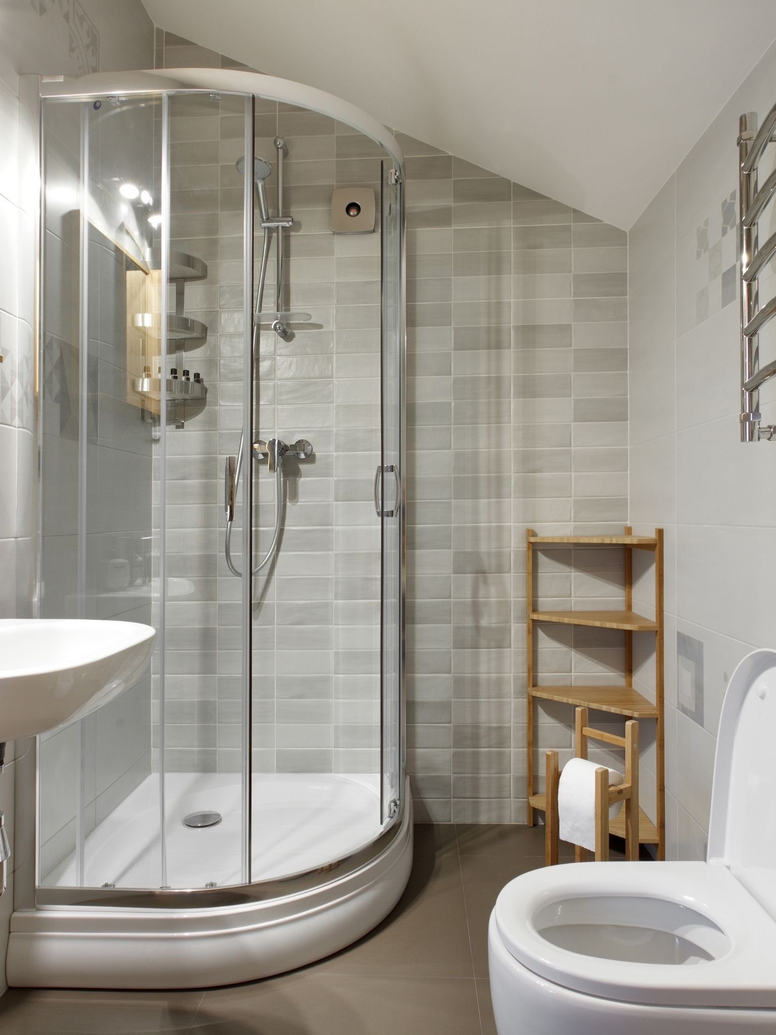 complete bathroom fitter WC2B 5EL