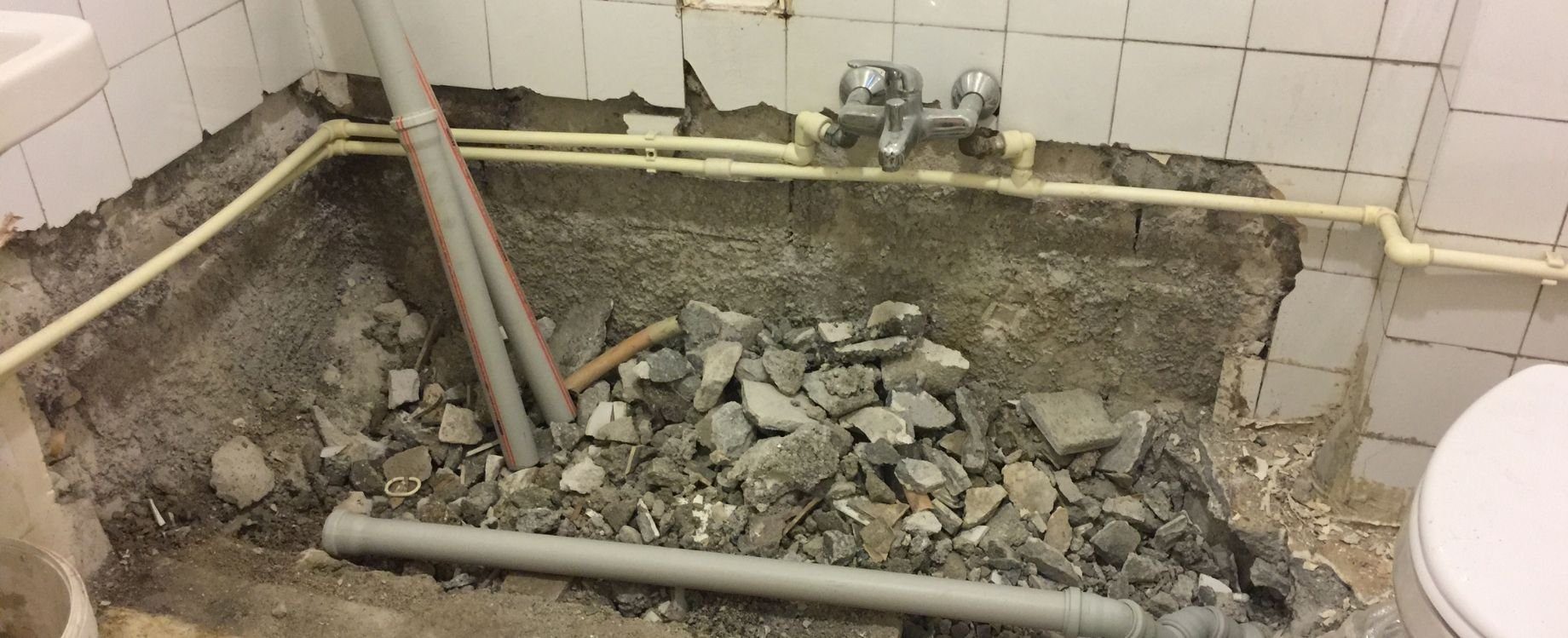 bathroom fitter near me WC2B 5EL